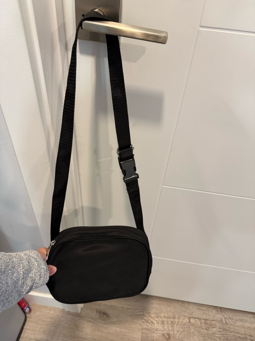 Black belt style bag